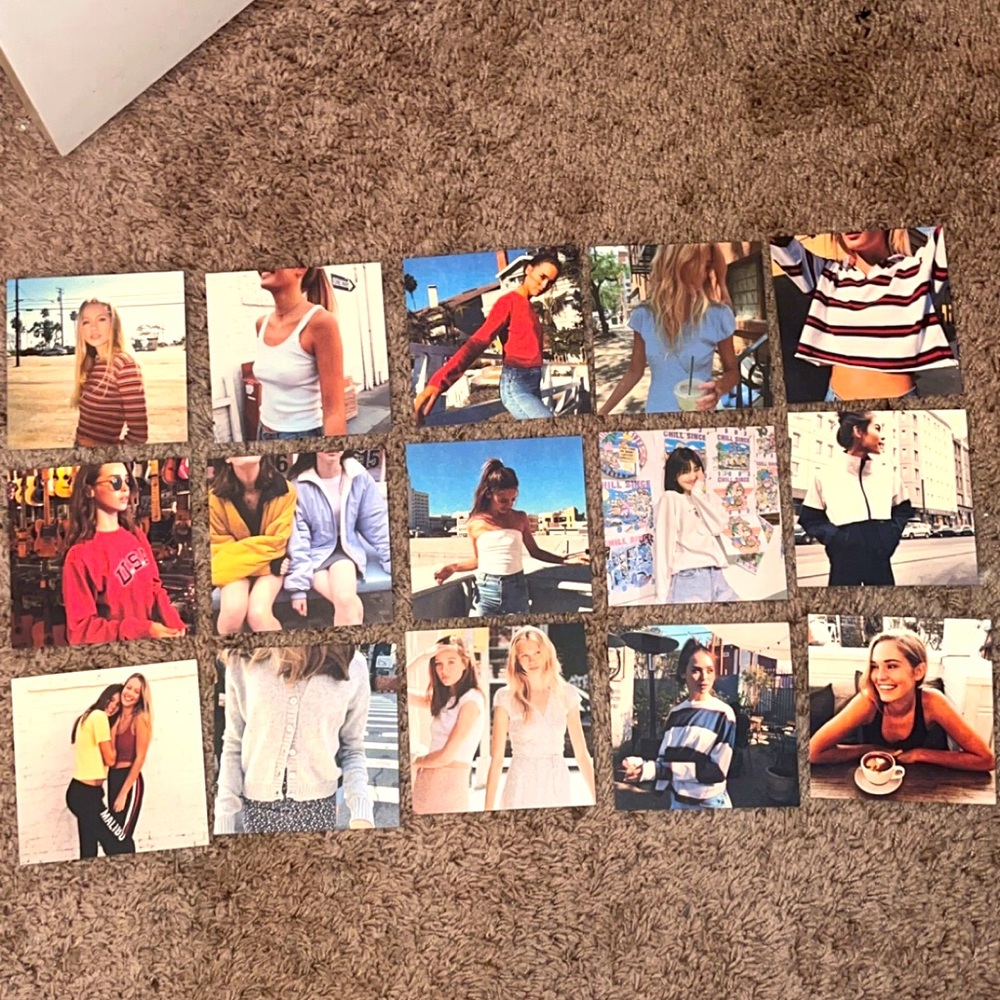 Brandy Melville decoration cards